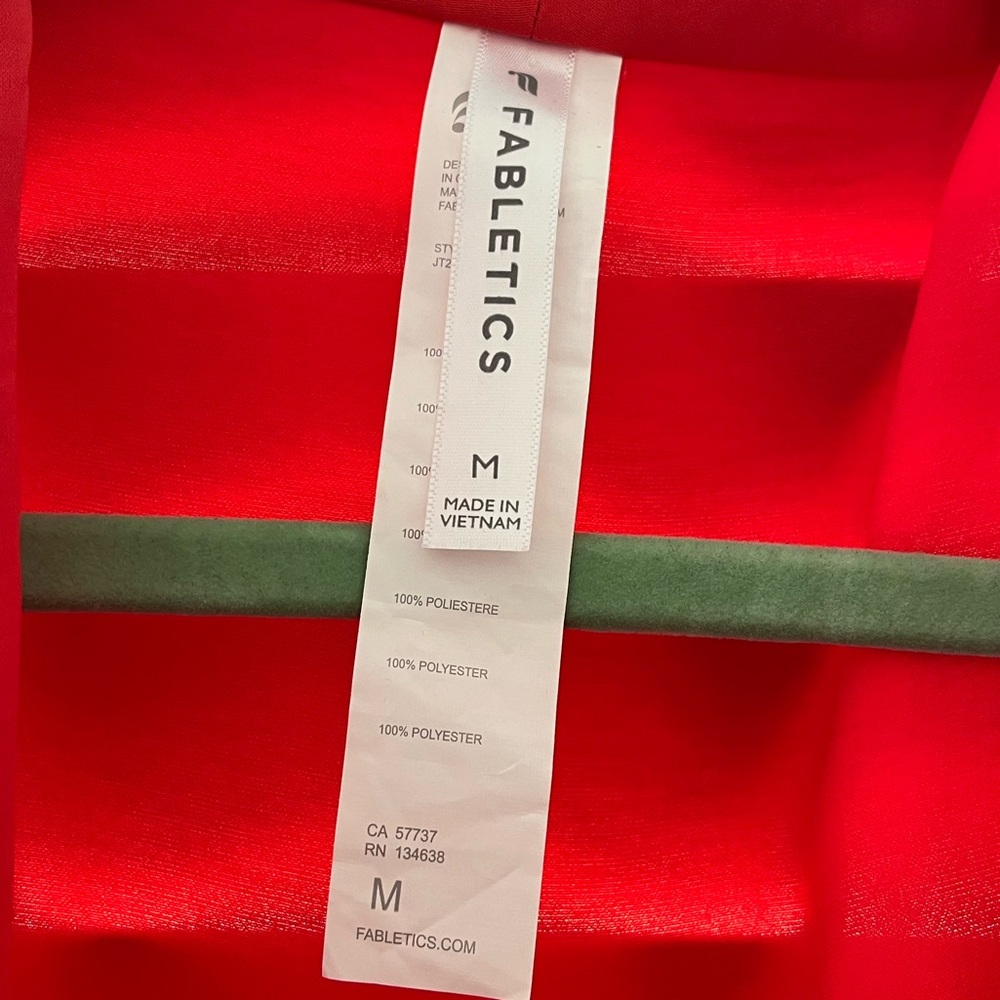 Fabletics Red Robe - Picture 3 of 3